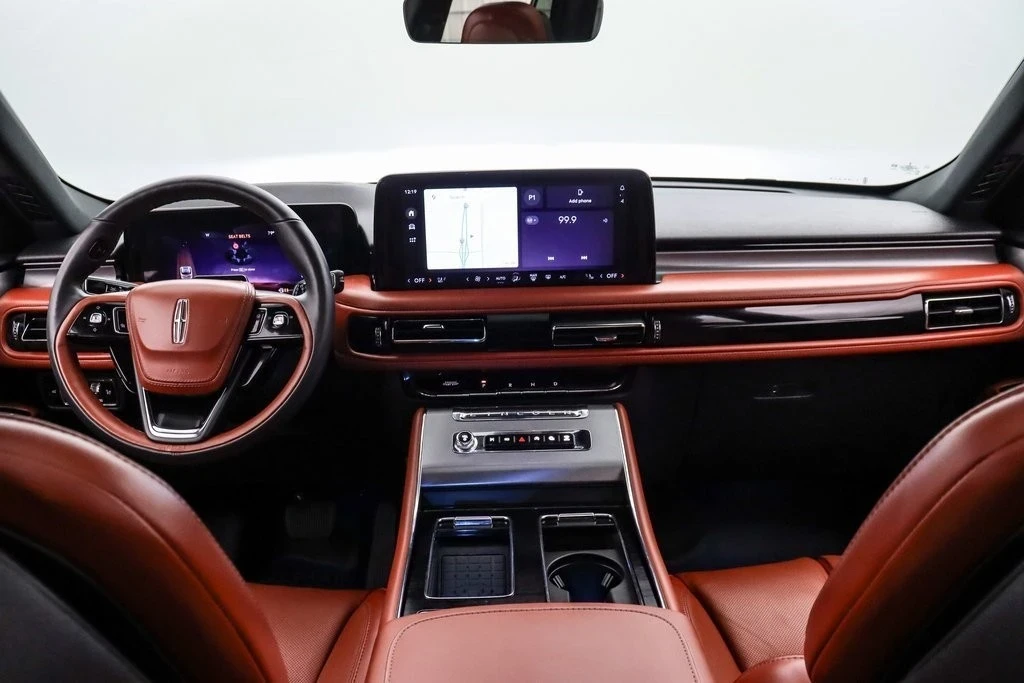 2025 Lincoln Aviator 2nd Gen - Image 16 of 21