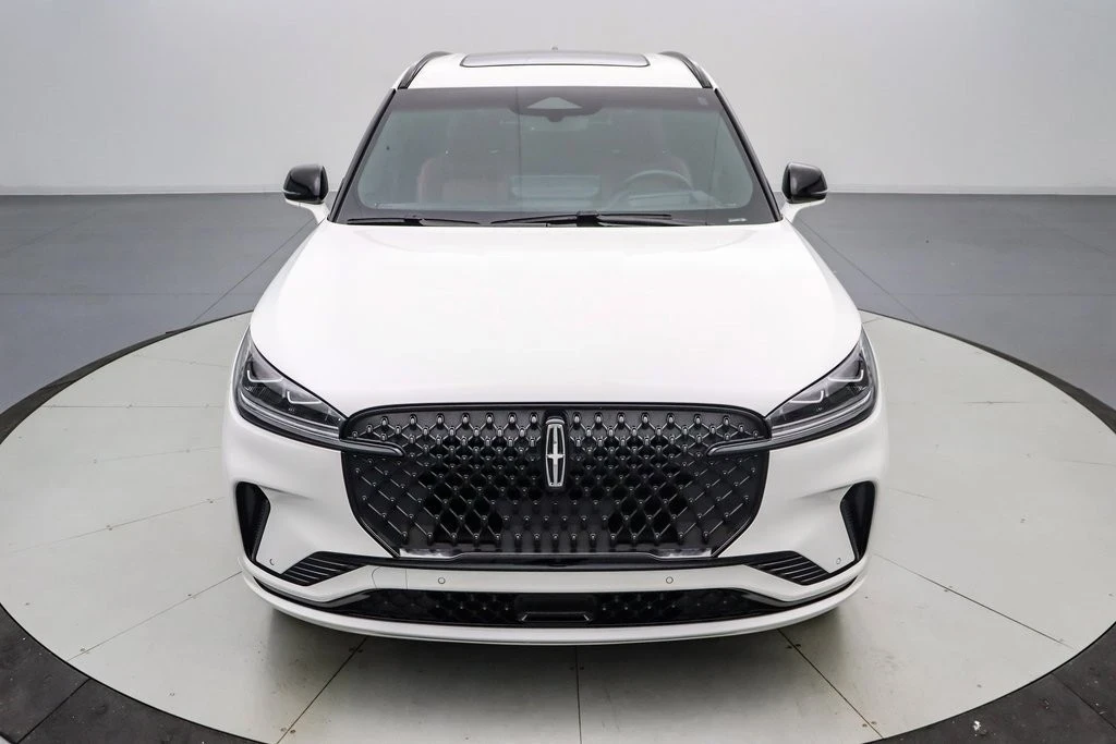 2025 Lincoln Aviator 2nd Gen - Image 10 of 21
