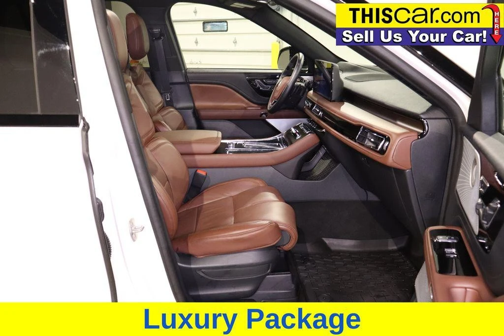 2025 Lincoln Aviator 2nd Gen - Image 17 of 31