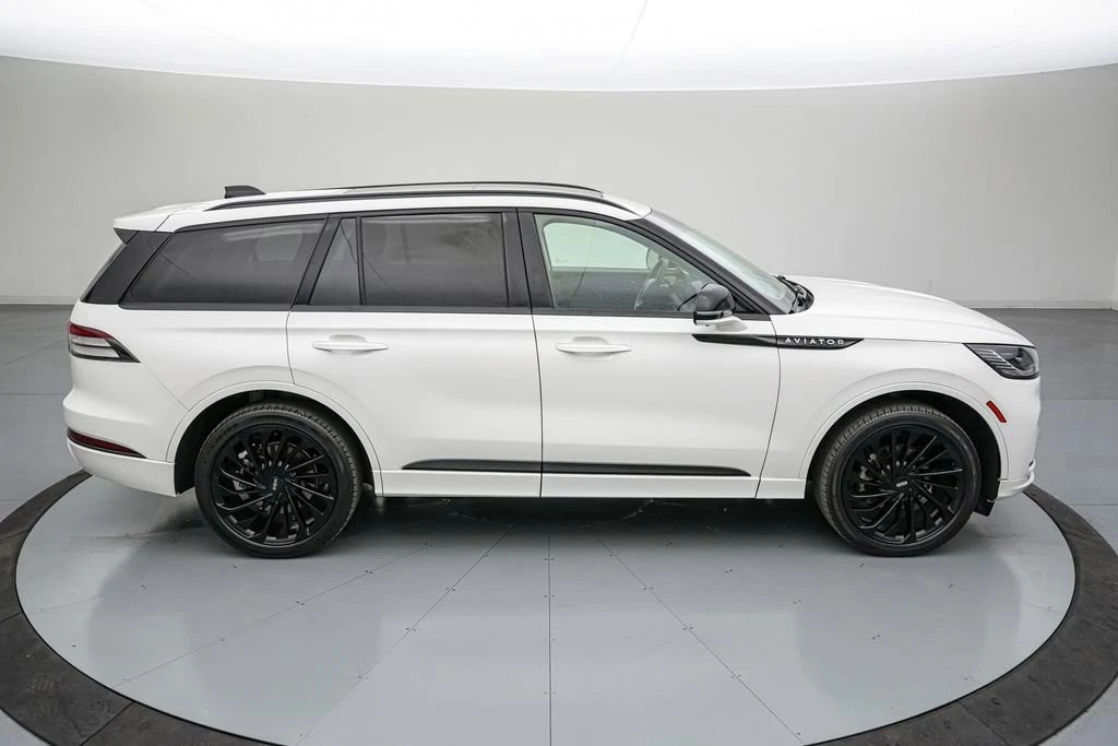 2025 Lincoln Aviator 2nd Gen - Image 4 of 21