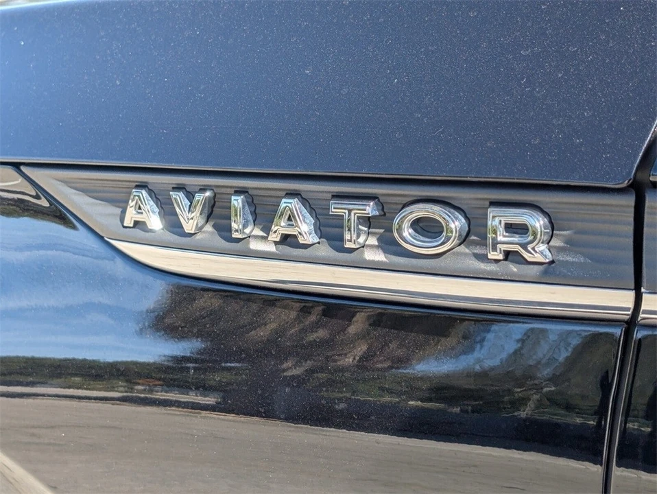 2025 Lincoln Aviator 2nd Gen - Image 10 of 21