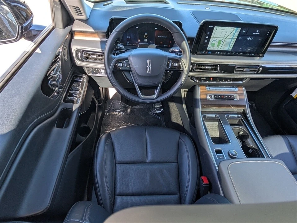 2025 Lincoln Aviator 2nd Gen - Image 15 of 21