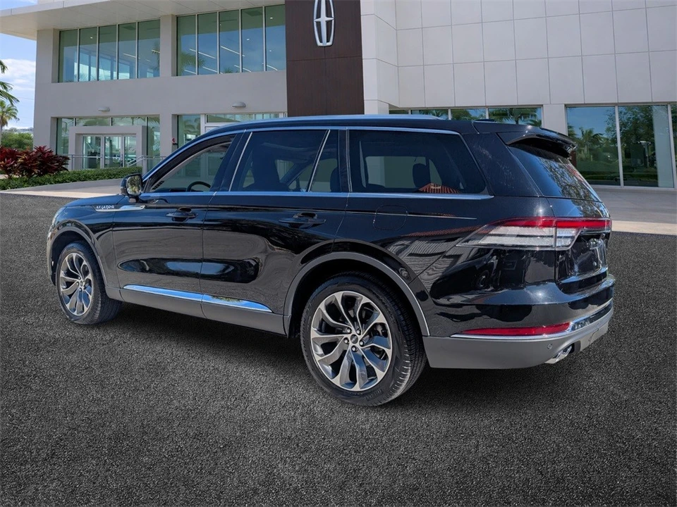 2025 Lincoln Aviator 2nd Gen - Image 5 of 12