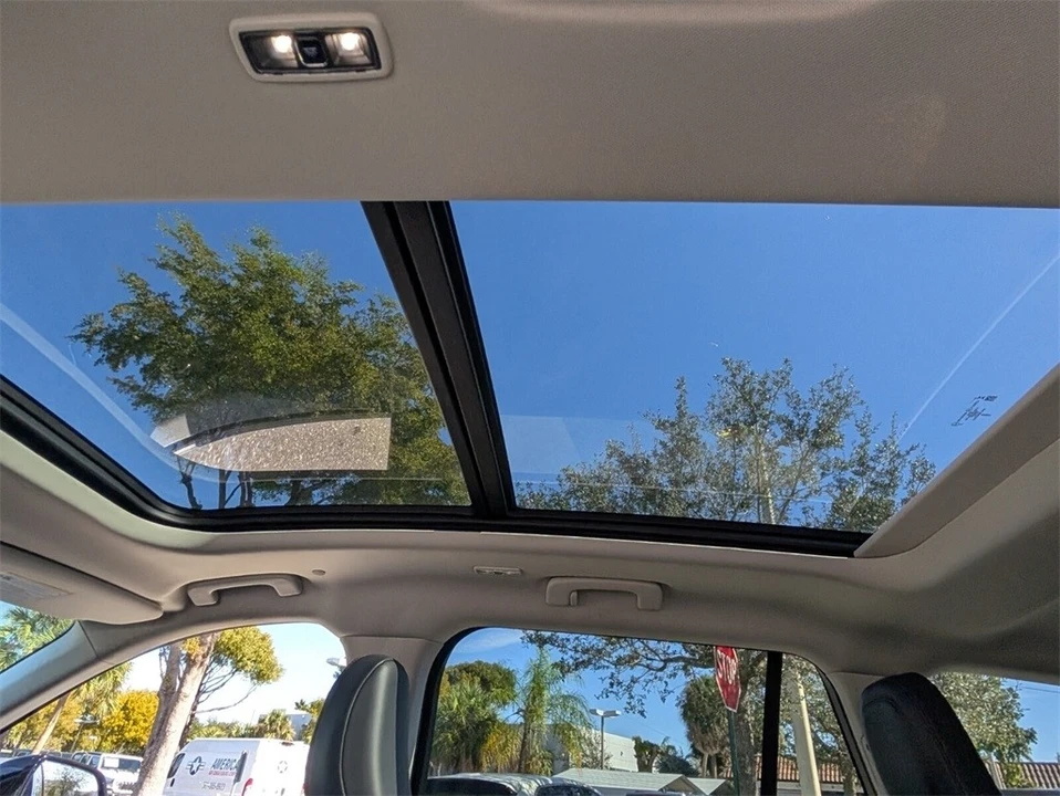 2025 Lincoln Aviator 2nd Gen - Image 14 of 21