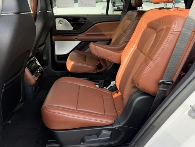 2025 Lincoln Aviator 2nd Gen - Image 17 of 21