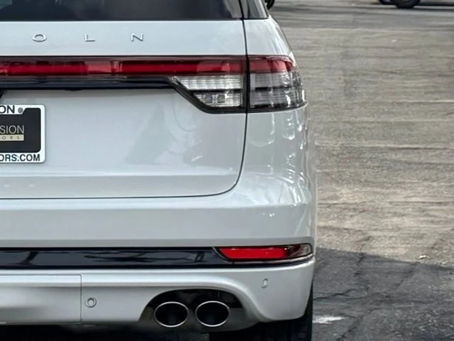 2025 Lincoln Aviator 2nd Gen - Image 8 of 21