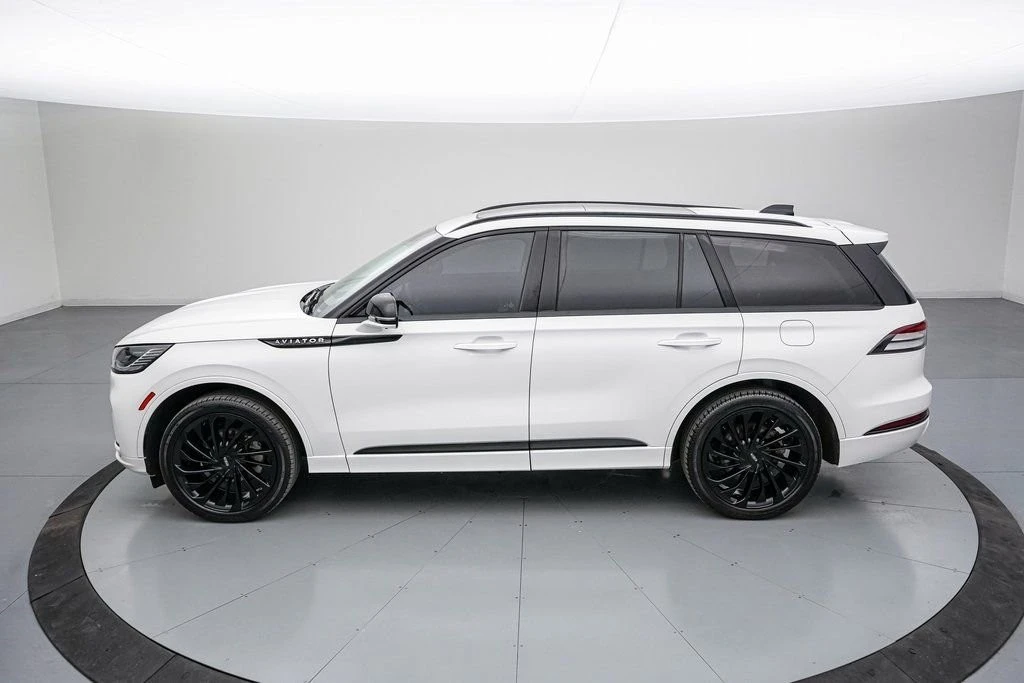 2025 Lincoln Aviator 2nd Gen - Image 8 of 21