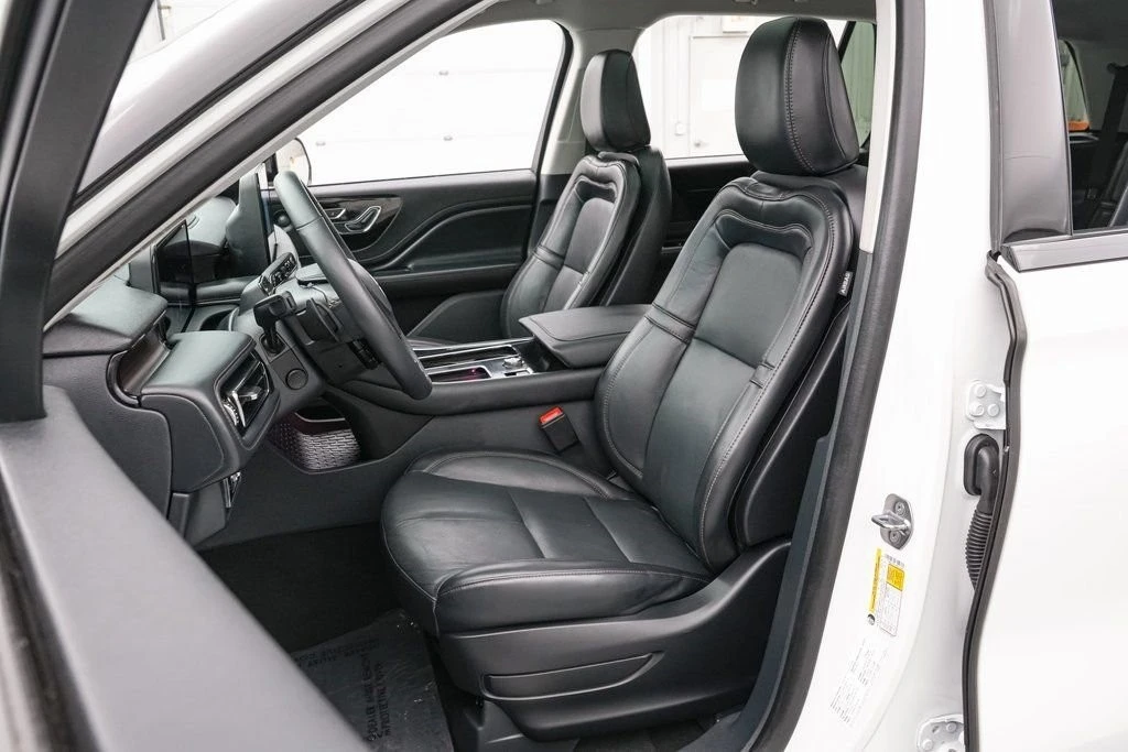 2025 Lincoln Aviator 2nd Gen - Image 13 of 21