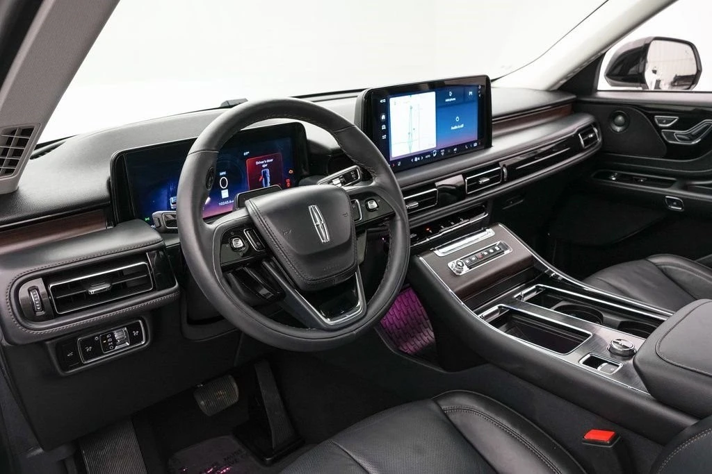 2025 Lincoln Aviator 2nd Gen - Image 14 of 21