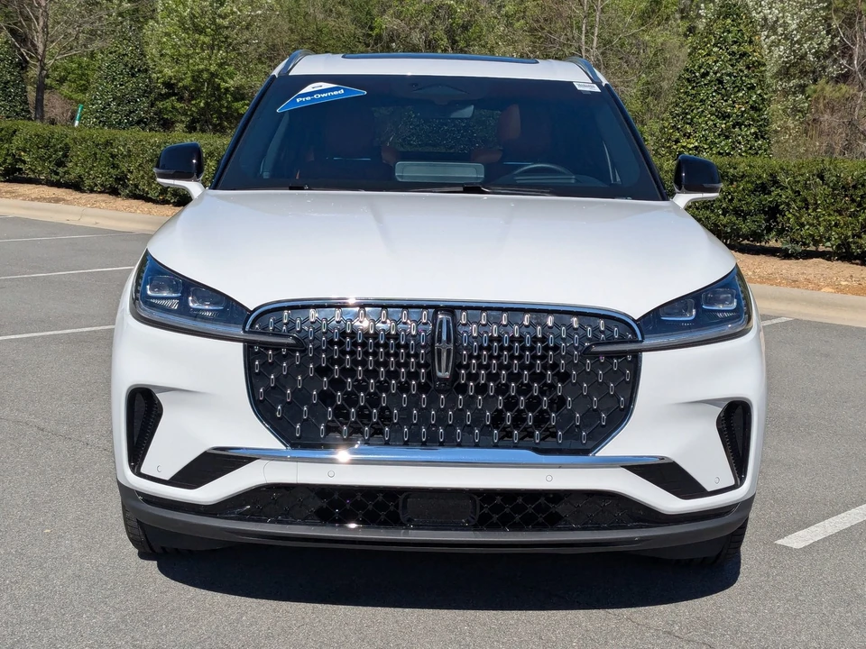 2025 Lincoln Aviator 2nd Gen - Image 9 of 21