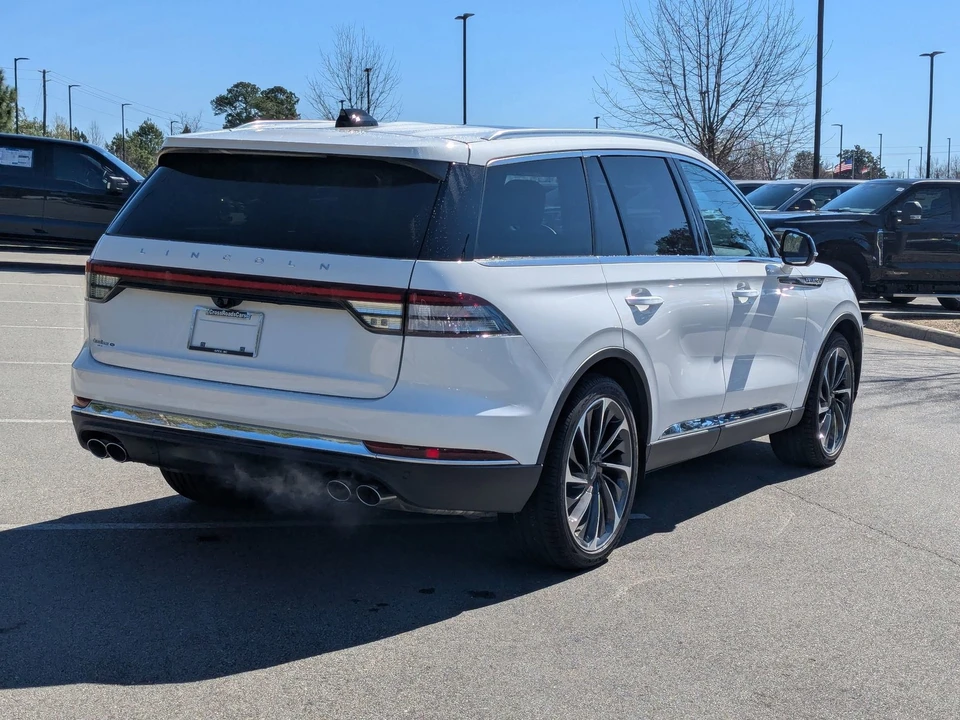 2025 Lincoln Aviator 2nd Gen - Image 4 of 21