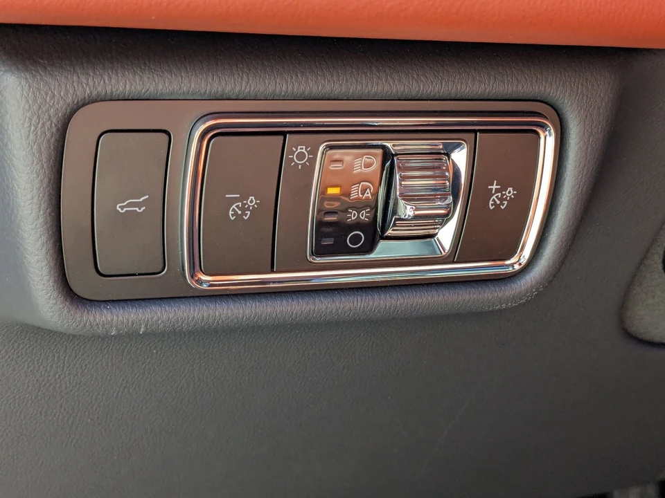 2025 Lincoln Aviator 2nd Gen - Image 17 of 21