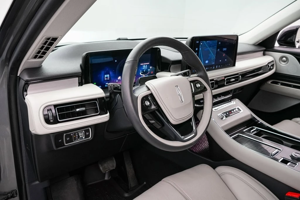 2025 Lincoln Aviator 2nd Gen - Image 13 of 21