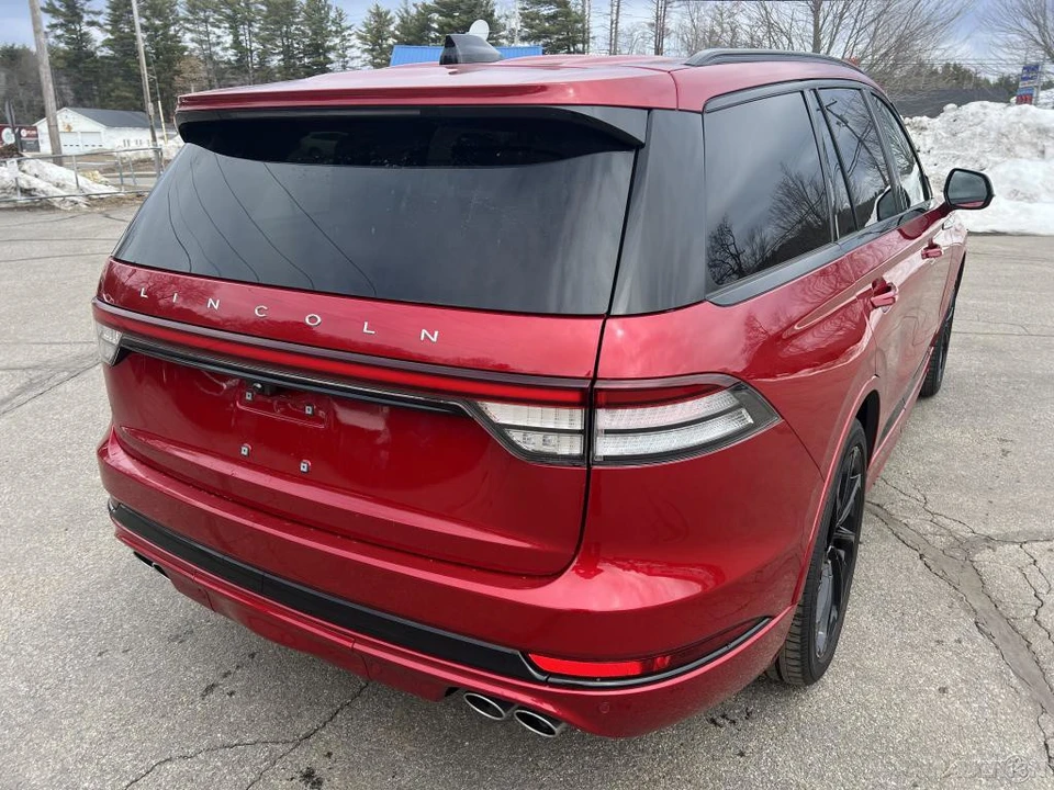 2025 Lincoln Aviator 2nd Gen - Image 9 of 12