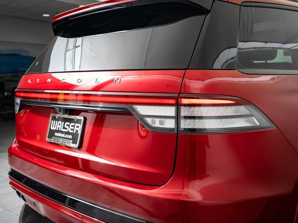 2025 Lincoln Aviator 2nd Gen - Image 9 of 21