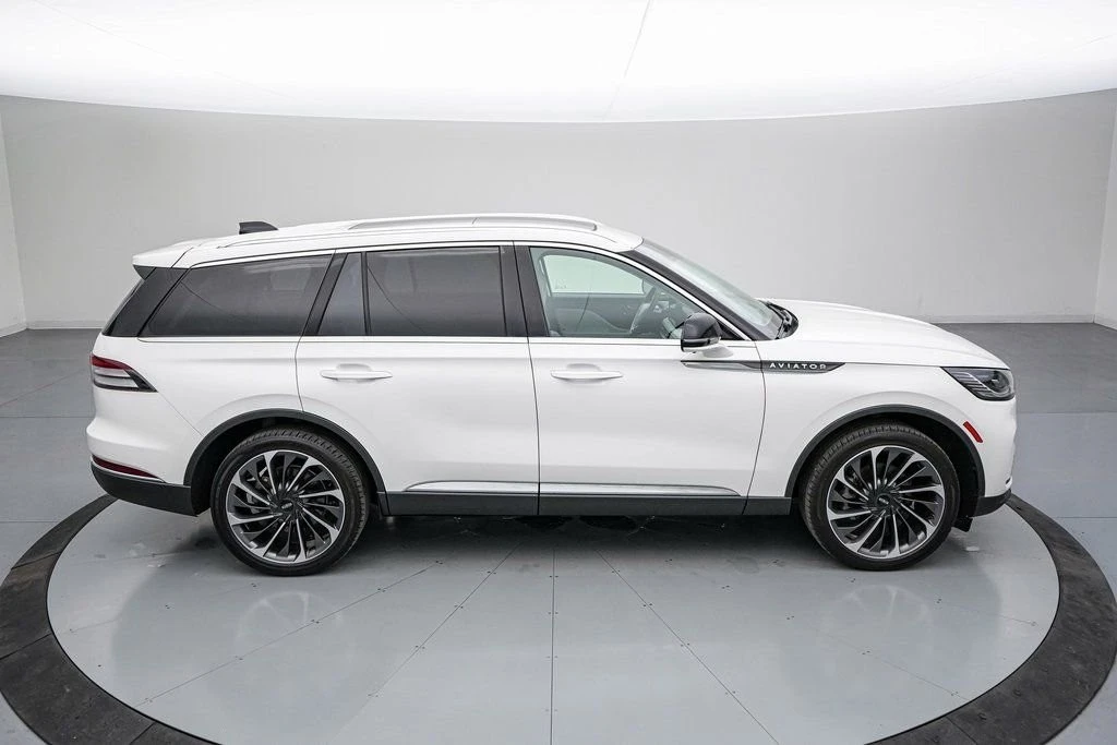 2025 Lincoln Aviator 2nd Gen - Image 4 of 21