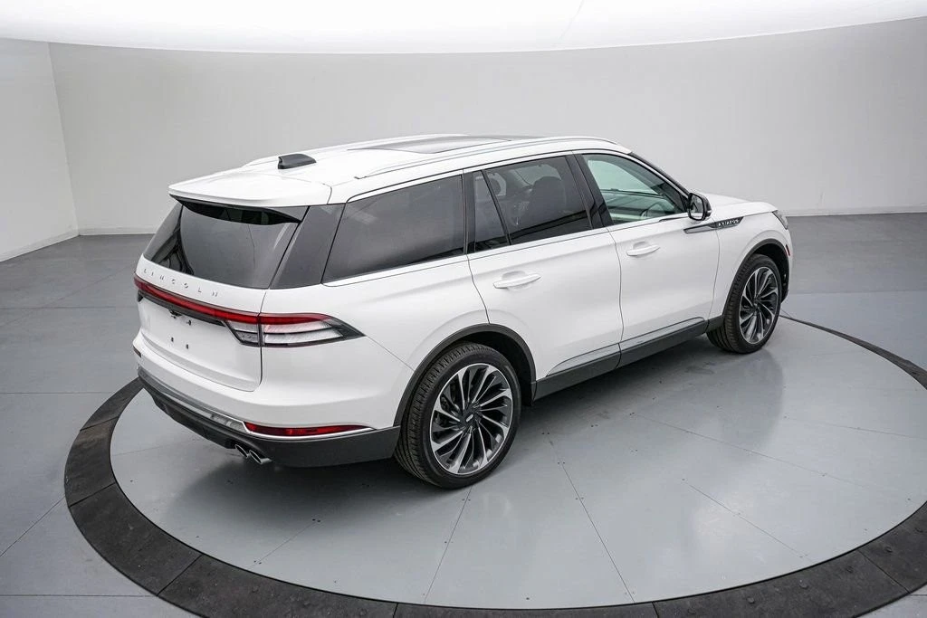 2025 Lincoln Aviator 2nd Gen - Image 5 of 21