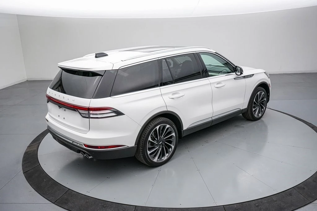 2025 Lincoln Aviator 2nd Gen - Image 5 of 21
