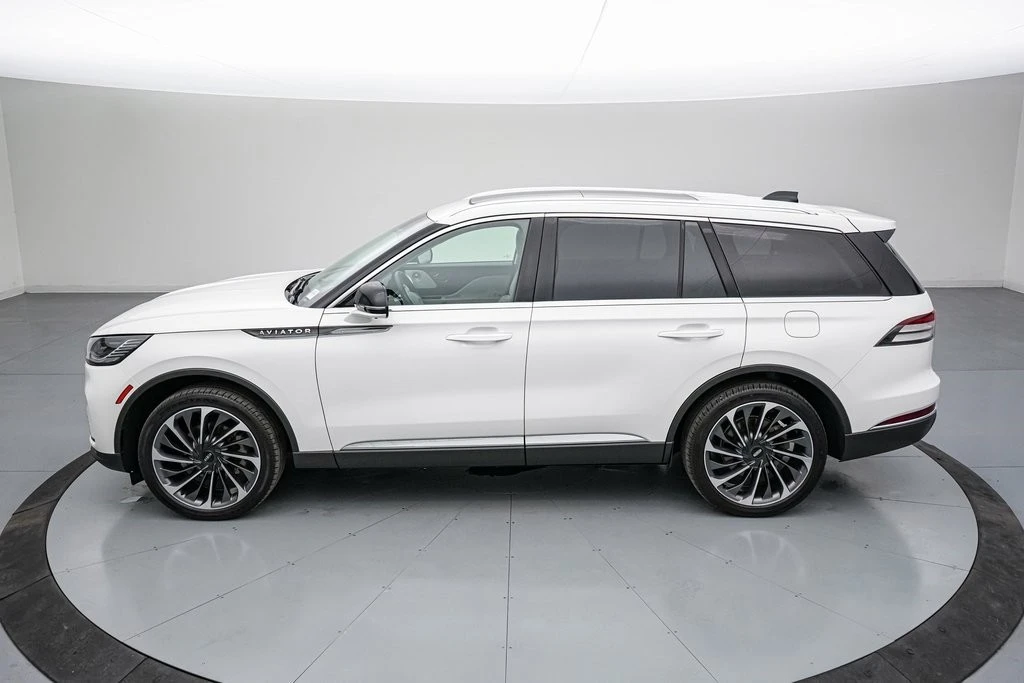 2025 Lincoln Aviator 2nd Gen - Image 8 of 21
