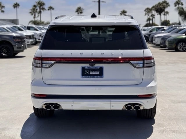2025 Lincoln Aviator 2nd Gen - Image 11 of 12