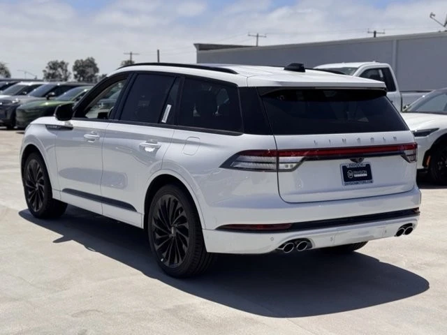 2025 Lincoln Aviator 2nd Gen - Image 10 of 12