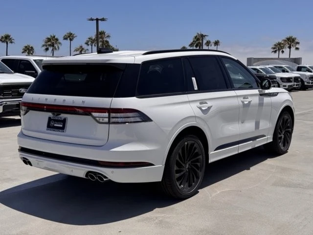2025 Lincoln Aviator 2nd Gen - Image 12 of 12