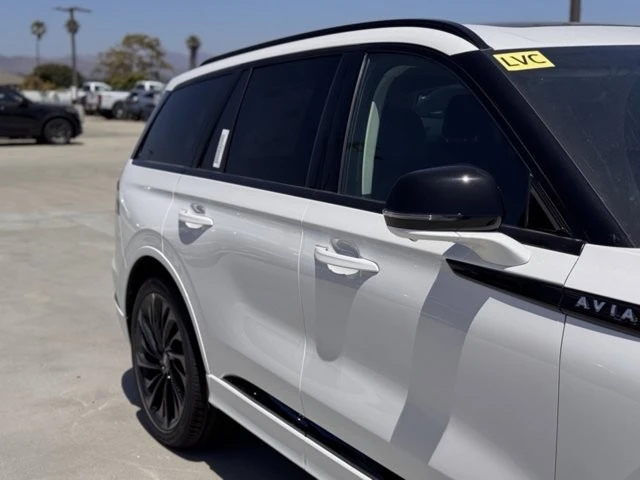 2025 Lincoln Aviator 2nd Gen - Image 5 of 12