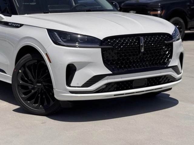 2025 Lincoln Aviator 2nd Gen - Image 3 of 12