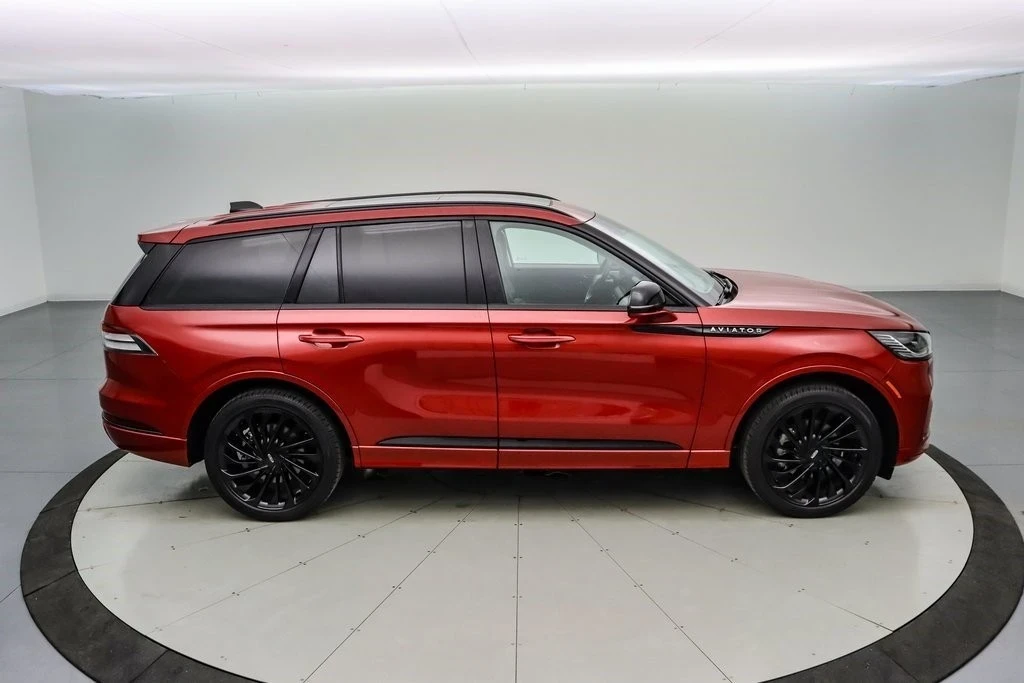 2025 Lincoln Aviator 2nd Gen - Image 4 of 21