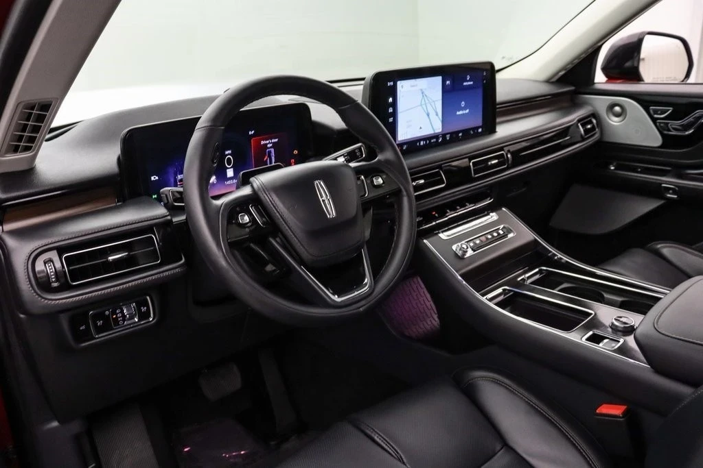 2025 Lincoln Aviator 2nd Gen - Image 15 of 21