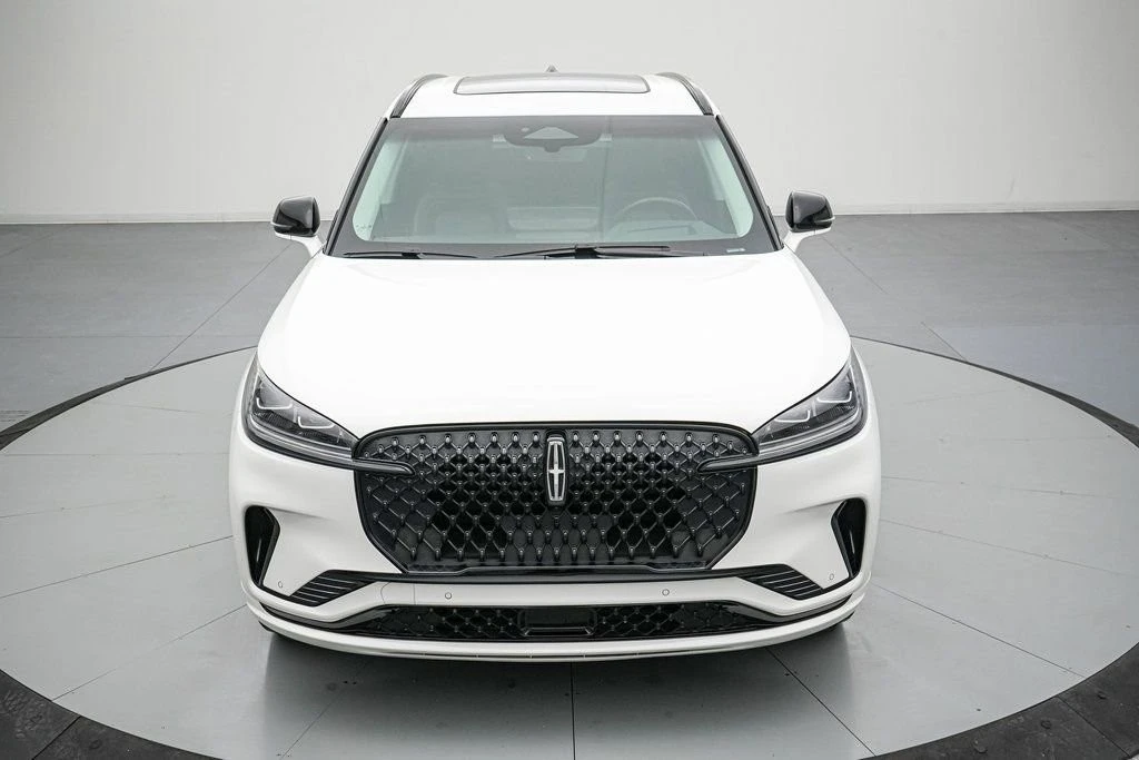 2025 Lincoln Aviator 2nd Gen - Image 10 of 21