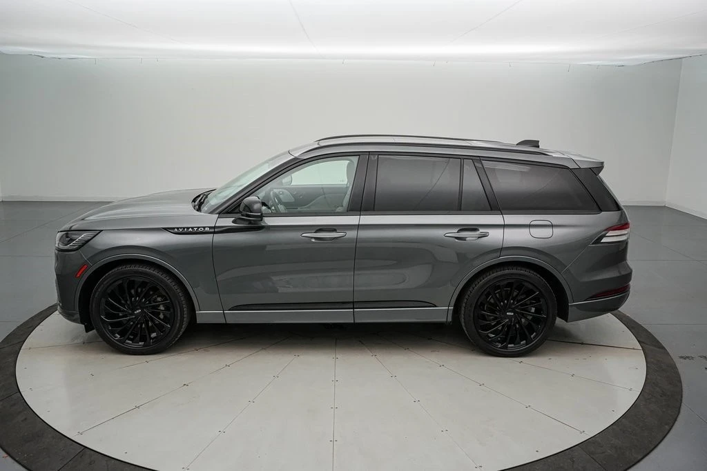 2025 Lincoln Aviator 2nd Gen - Image 8 of 21