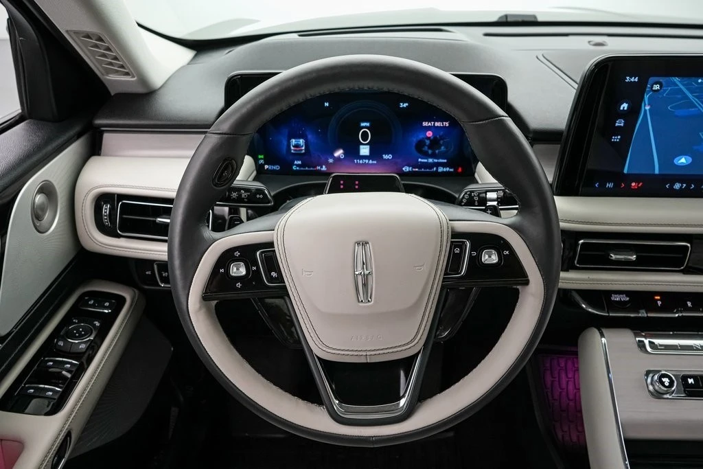 2025 Lincoln Aviator 2nd Gen - Image 14 of 21