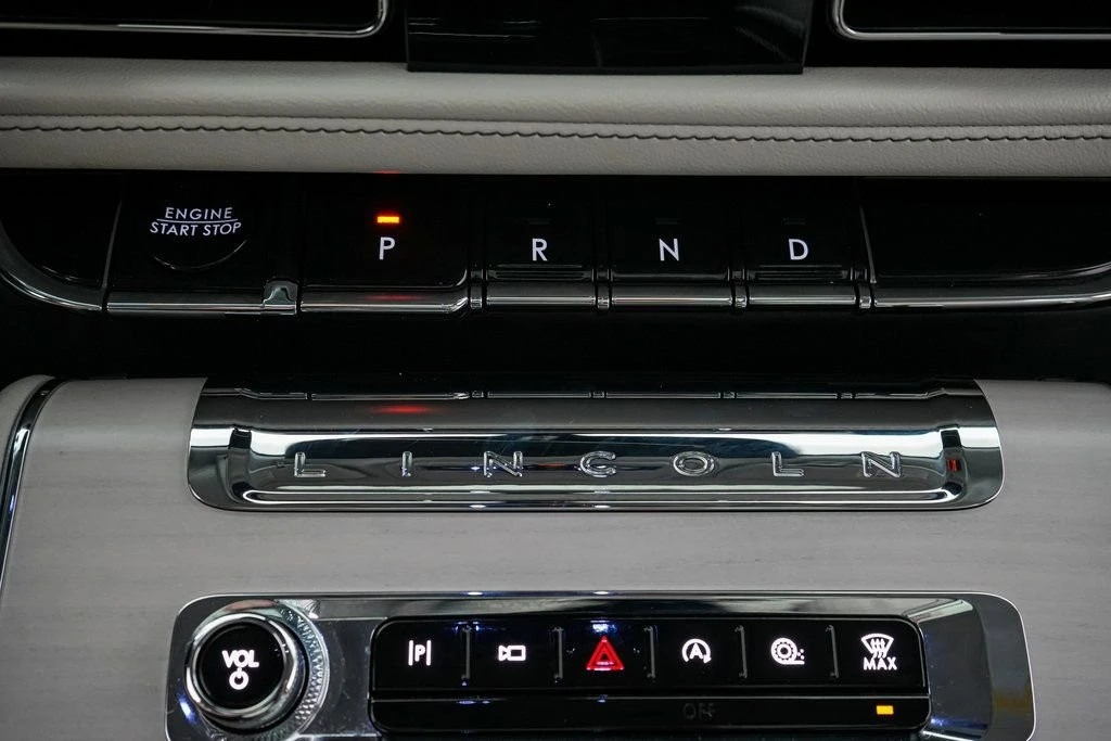 2025 Lincoln Aviator 2nd Gen - Image 17 of 21