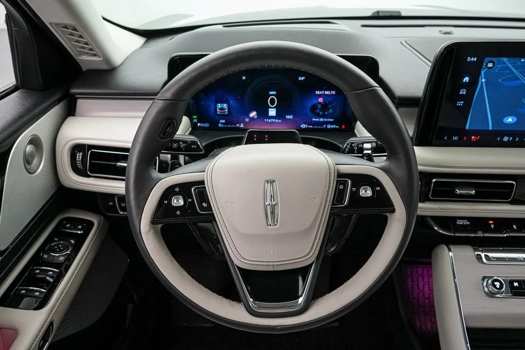 2025 Lincoln Aviator 2nd Gen - Image 14 of 21