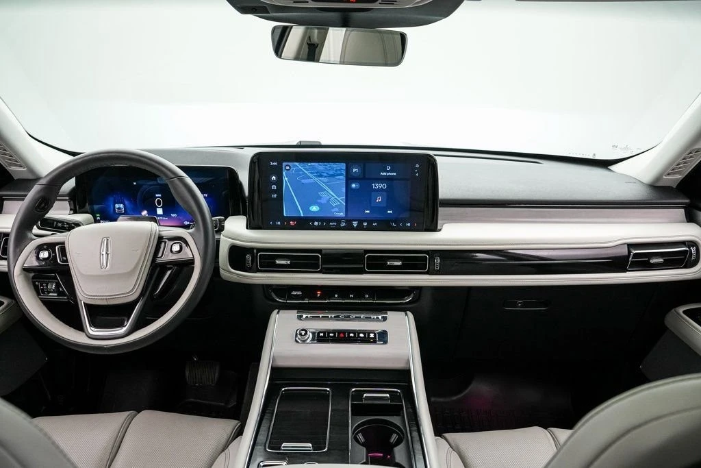 2025 Lincoln Aviator 2nd Gen - Image 15 of 21