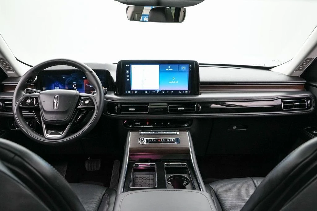 2025 Lincoln Aviator 2nd Gen - Image 16 of 21