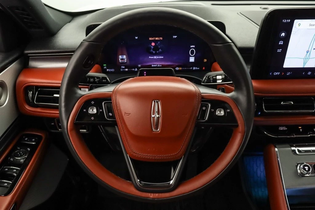 2025 Lincoln Aviator 2nd Gen - Image 15 of 21