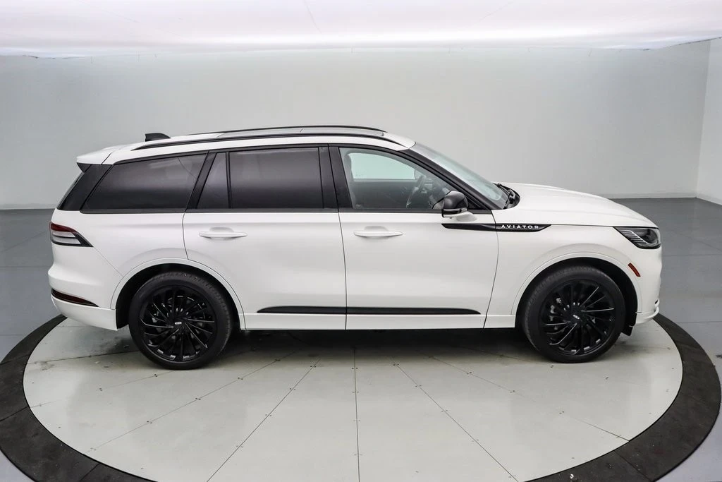 2025 Lincoln Aviator 2nd Gen - Image 4 of 21