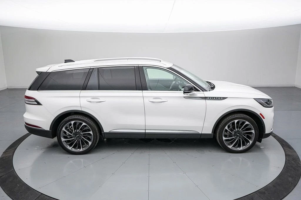 2025 Lincoln Aviator 2nd Gen - Image 4 of 21
