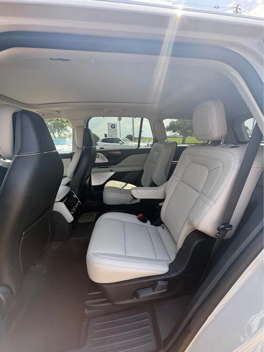 2025 Lincoln Aviator 2nd Gen - Image 6 of 12
