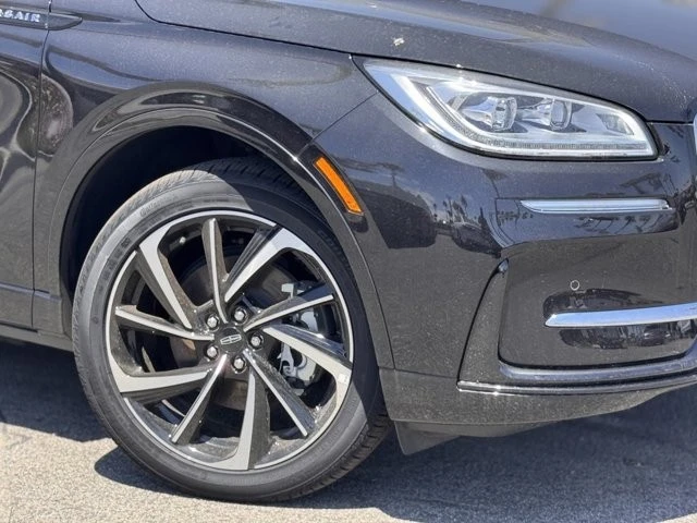 2025 Lincoln Corsair - Image 4 of 12