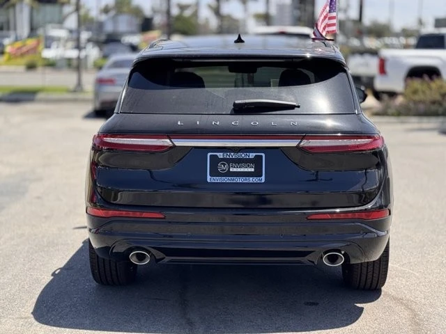 2025 Lincoln Corsair - Image 11 of 12