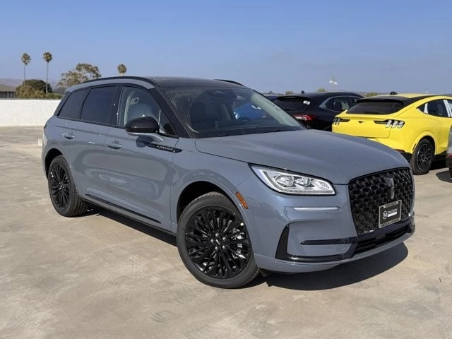 2025 Lincoln Corsair - Image 2 of 12