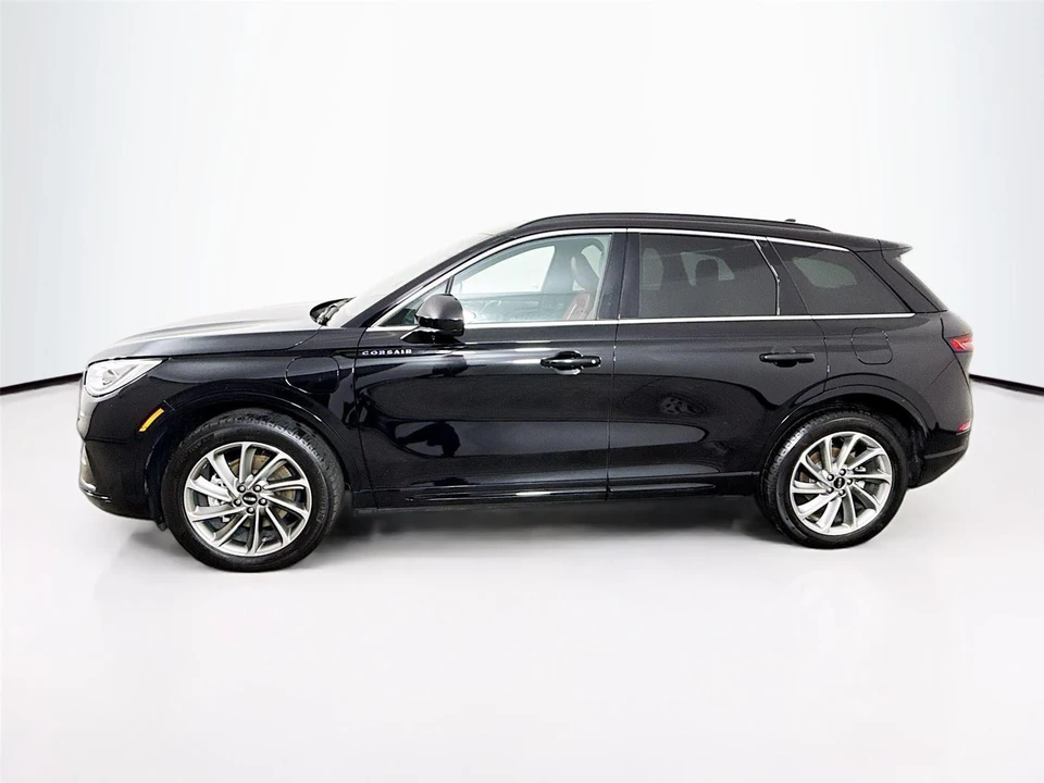 2025 Lincoln Corsair - Image 4 of 14