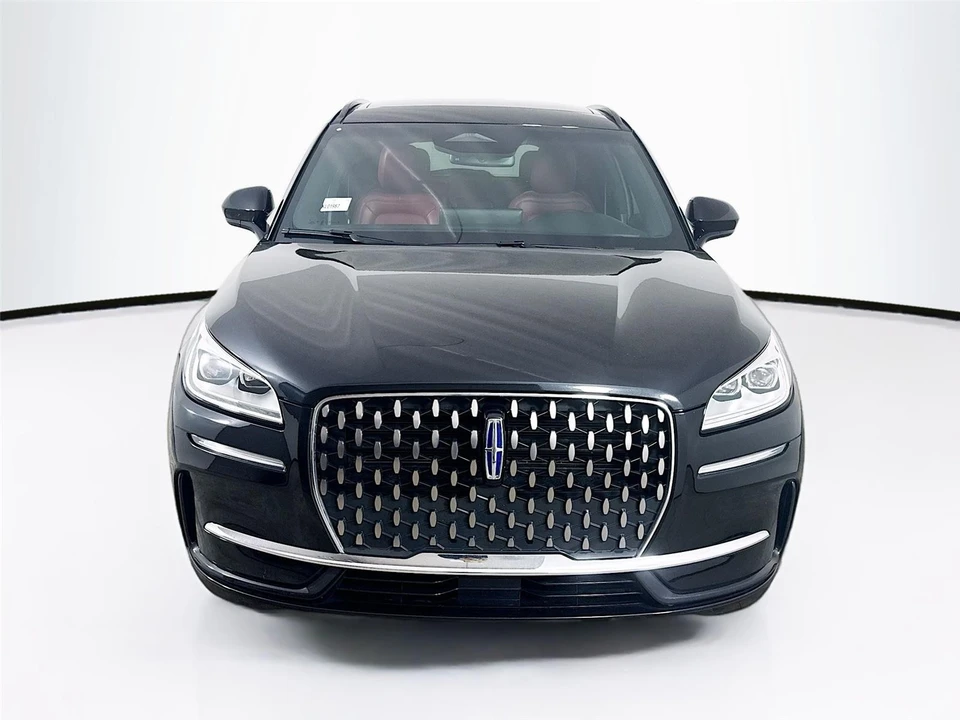 2025 Lincoln Corsair - Image 2 of 21