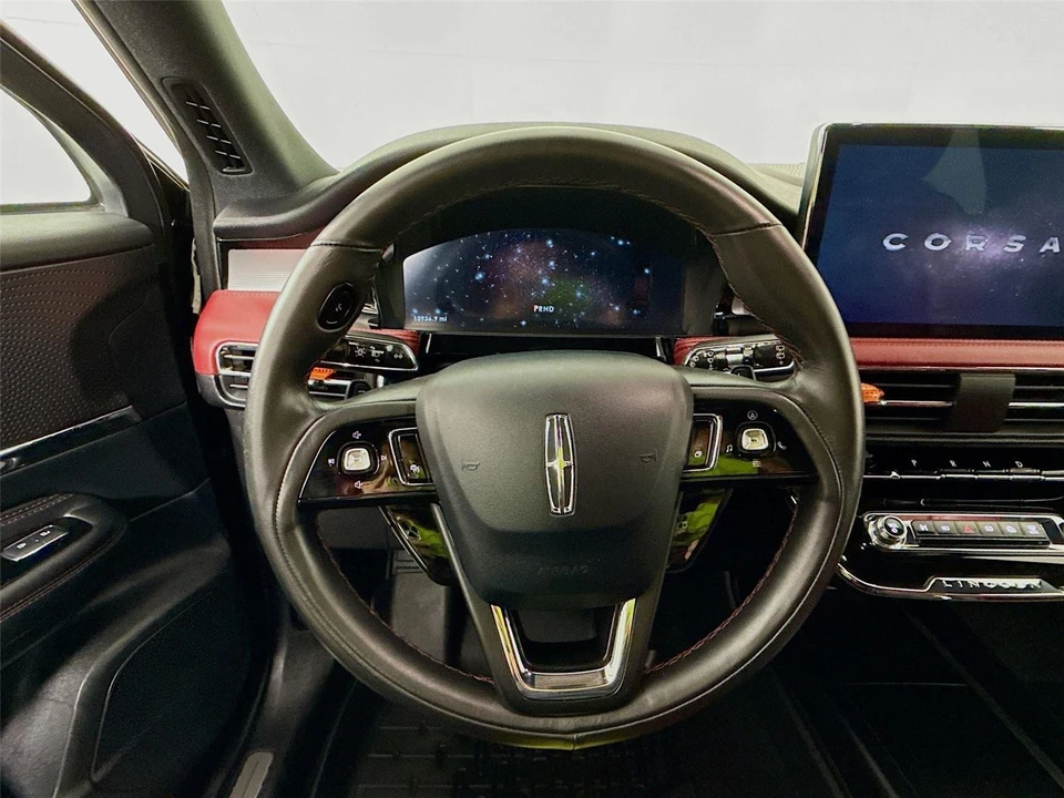 2025 Lincoln Corsair - Image 11 of 21