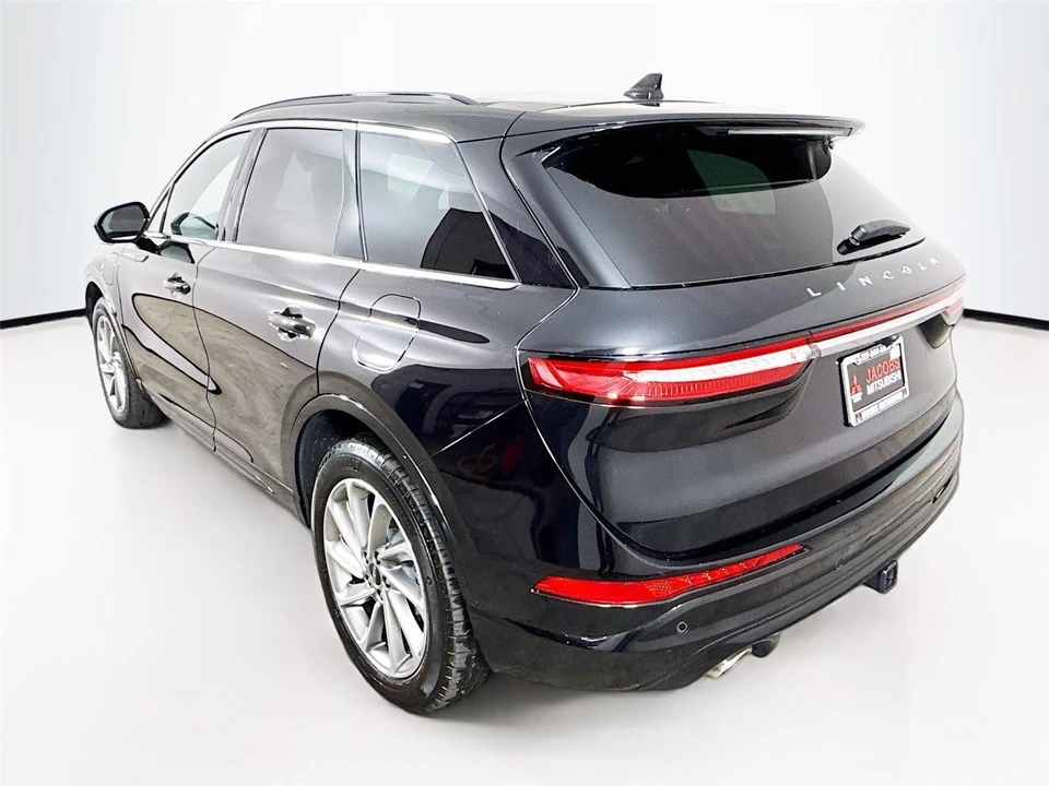 2025 Lincoln Corsair - Image 5 of 14