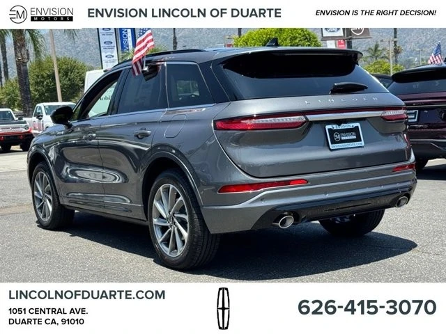 2025 Lincoln Corsair - Image 9 of 12