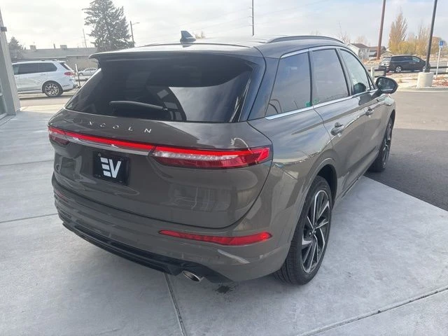 2025 Lincoln Corsair - Image 8 of 21